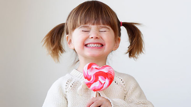 Cho trẻ ăn kẹo thế nào để không gây hại? Cho trẻ ăn kẹo thế nào để không gây hại?
