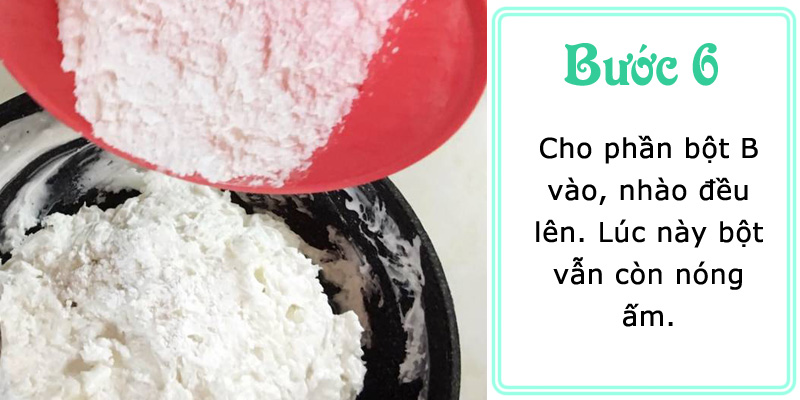 Cho phần bột lúc nãy vào, và trộn đều