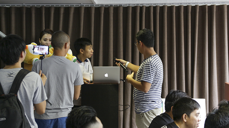 Event offline Oppo F5