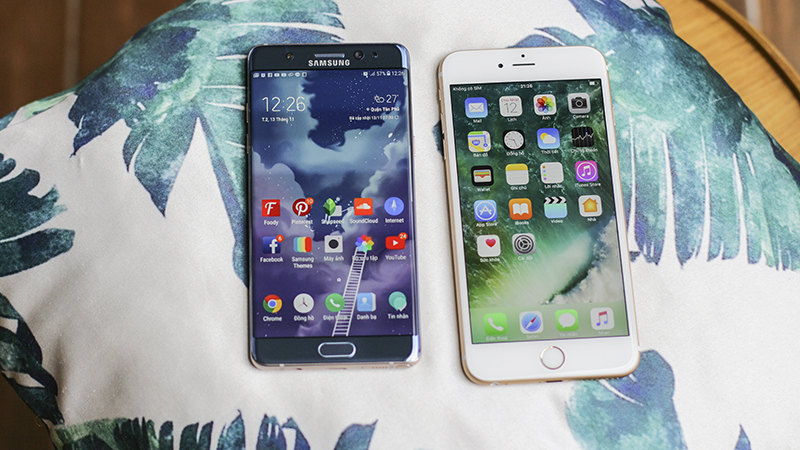 SO sánh Galaxy Note FE và iPhone 6S Plus SO sánh Galaxy Note FE và iPhone 6S Plus