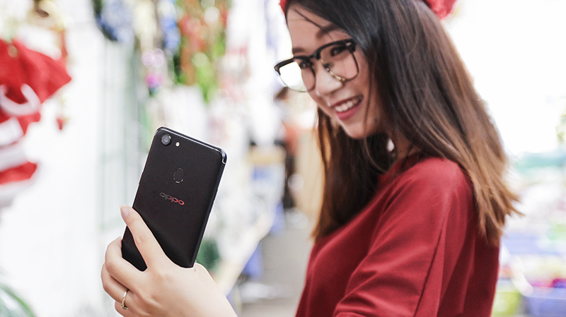 Trải nghiệm một ngày quay video cùng Oppo F5 Trải nghiệm một ngày quay video cùng Oppo F5