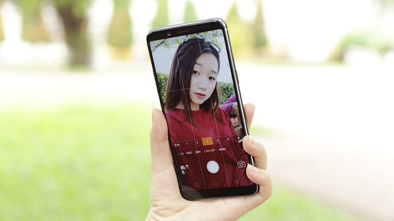 Trải nghiệm một ngày quay video cùng Oppo F5 Trải nghiệm một ngày quay video cùng Oppo F5