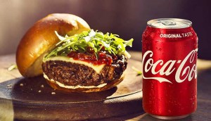 Mỗi ngày uống 1 lon Coca Cola có sao không? Nên uống bao nhiêu là tốt