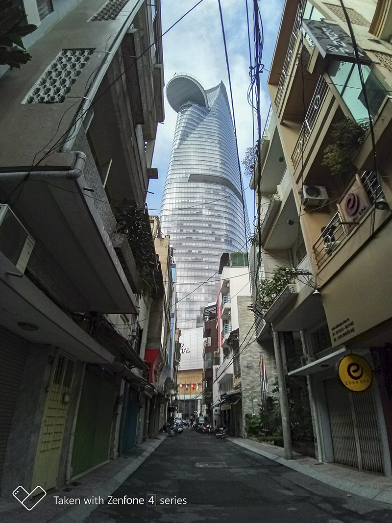 Đánh giá camera góc rộng trên Asus M1