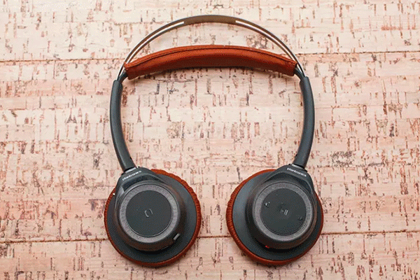 plantronics-backbeat