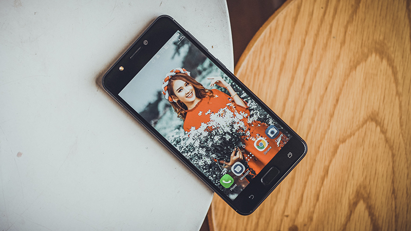 Trên tay Zenfone 4 Max