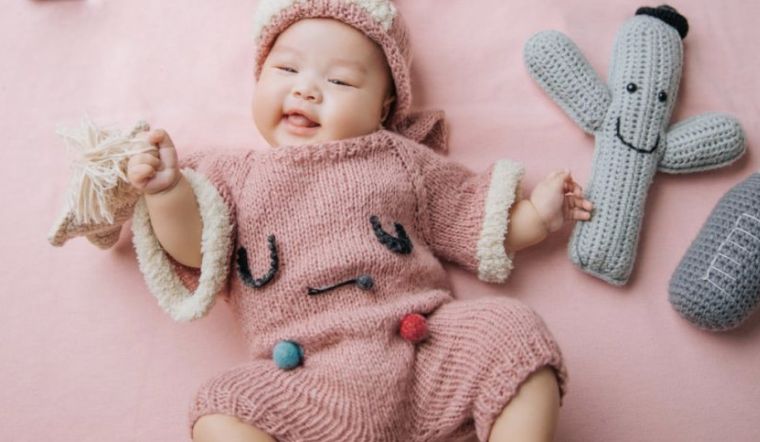 Quy tắc '4 ấm 1 lạnh' bảo vệ bé trong mùa đông