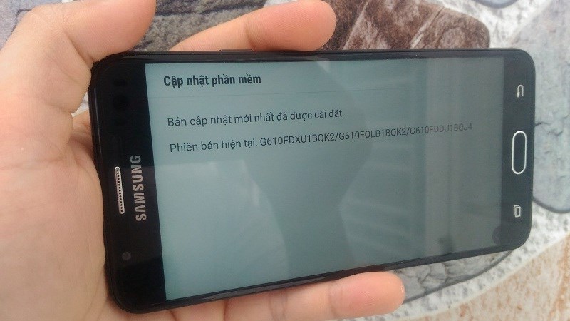 Samsung Galaxy J7 Prime tại Việt Nam nhận được bản cập nhật mới Samsung Galaxy J7 Prime tại Việt Nam nhận được bản cập nhật mới