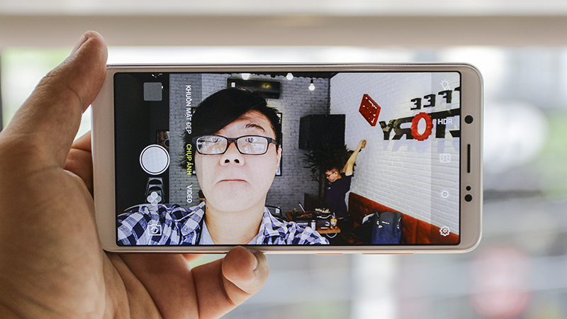 So sánh Vivo V7 và Oppo F5 So sánh Vivo V7 và Oppo F5