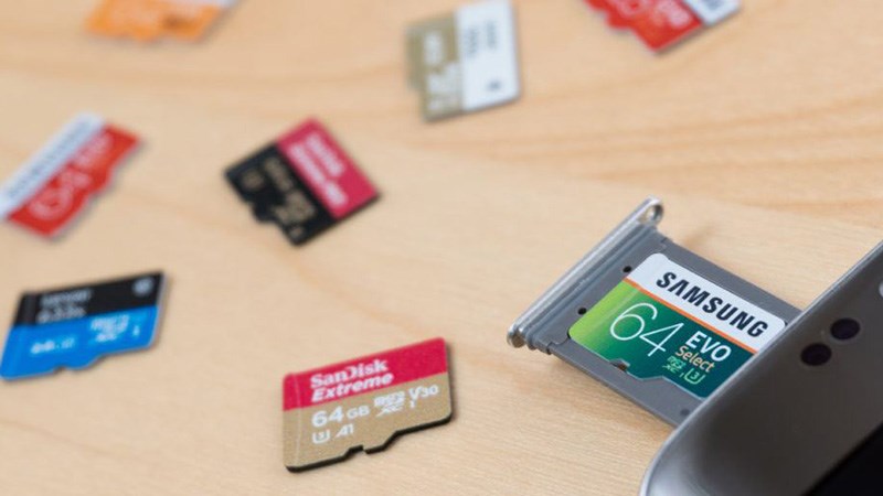 Ưu điểm khi dùng thẻ nhớ Micro SD Ưu điểm khi dùng thẻ nhớ Micro SD