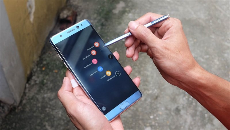 Galaxy Note FE nhận bản cập nhật vá lỗi bảo mật Android tháng 12 Galaxy Note FE nhận bản cập nhật vá lỗi bảo mật Android tháng 12