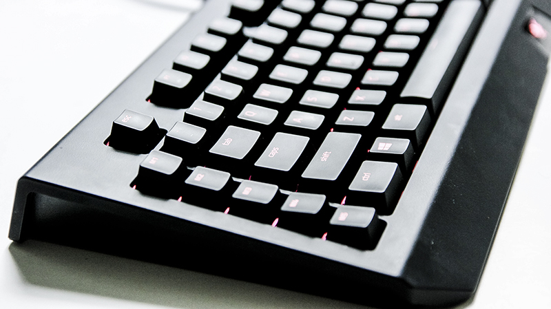 Đánh giá bàn phím cơ Razer BlackWidow Chroma V2