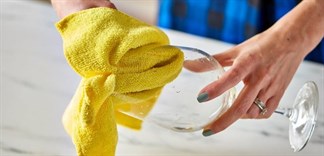 Điều quan trọng nhất khi vệ sinh ly mà ai cũng bỏ qua