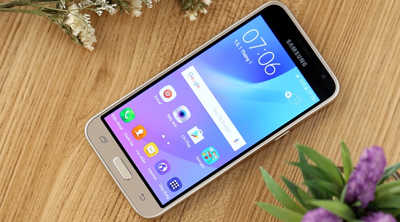 Galaxy J3 LTE Galaxy J3 LTE