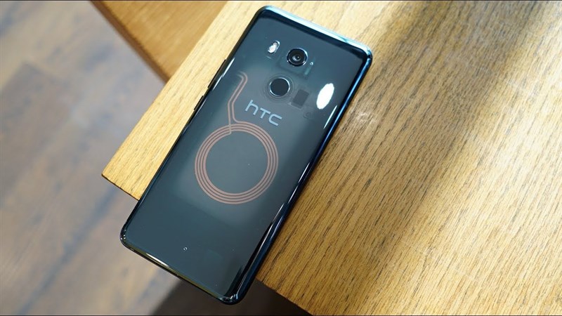 Phiên bản tầm trung của HTC U11+ sẽ ra mắt trong tháng 1