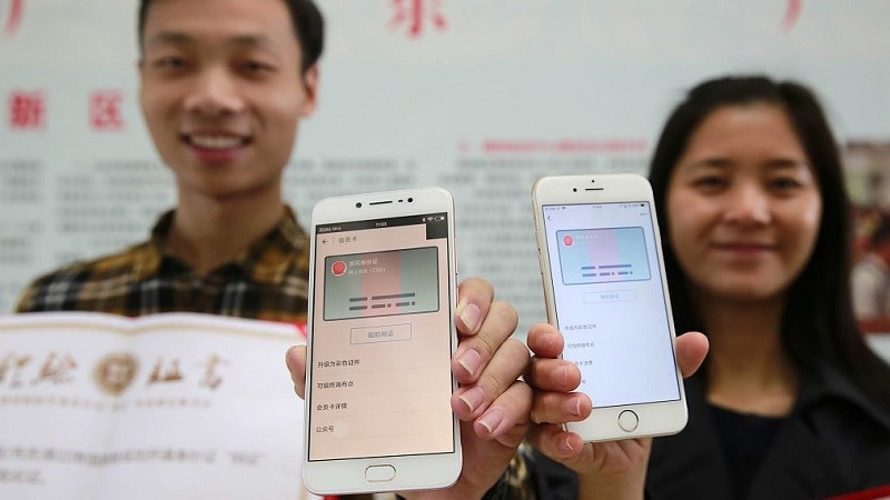Trung Quốc sẽ tích hợp ID thẻ căn cước cho smartphone vào năm 2018