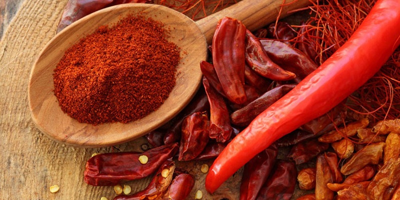 Safe dried chili peppers must be dried according to standards and stored at temperature and environmental conditions.