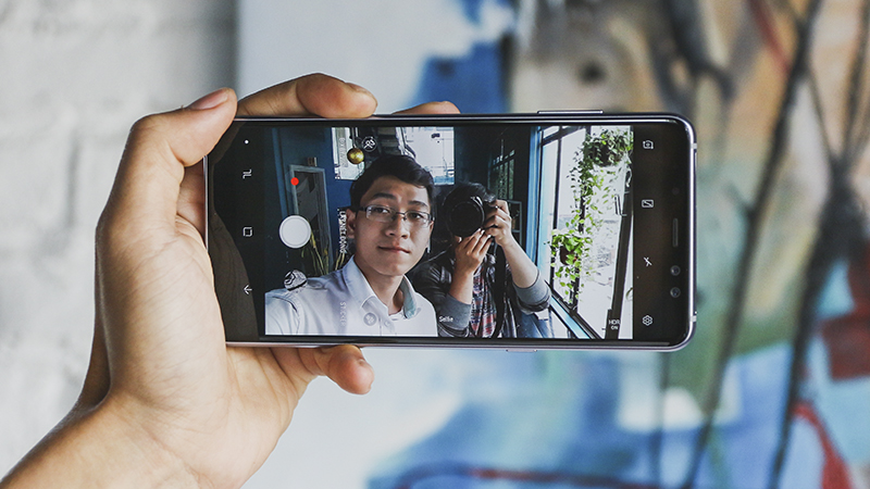 Đánh giá chi tiết Galaxy A8+ 2018 Đánh giá chi tiết Galaxy A8+ 2018