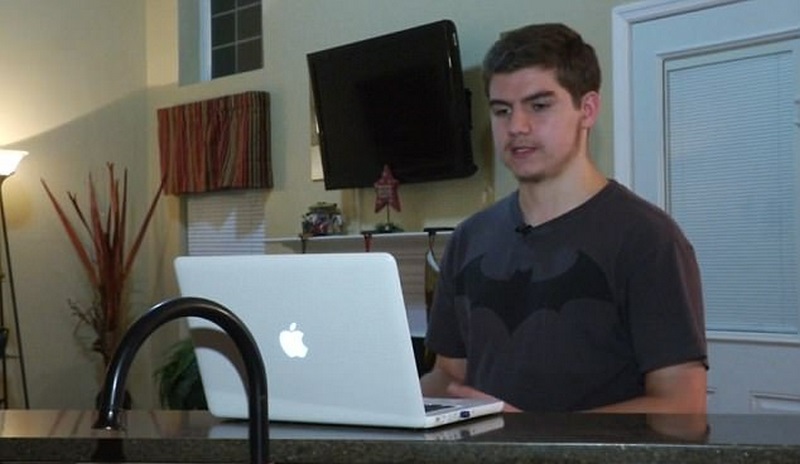 Tyler Barney là một học sinh trung học ở Mt Juliet