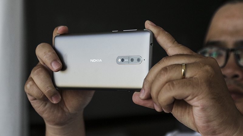 Nokia 8