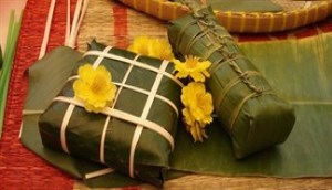 Ăn bánh chưng nhiều có sao không?
