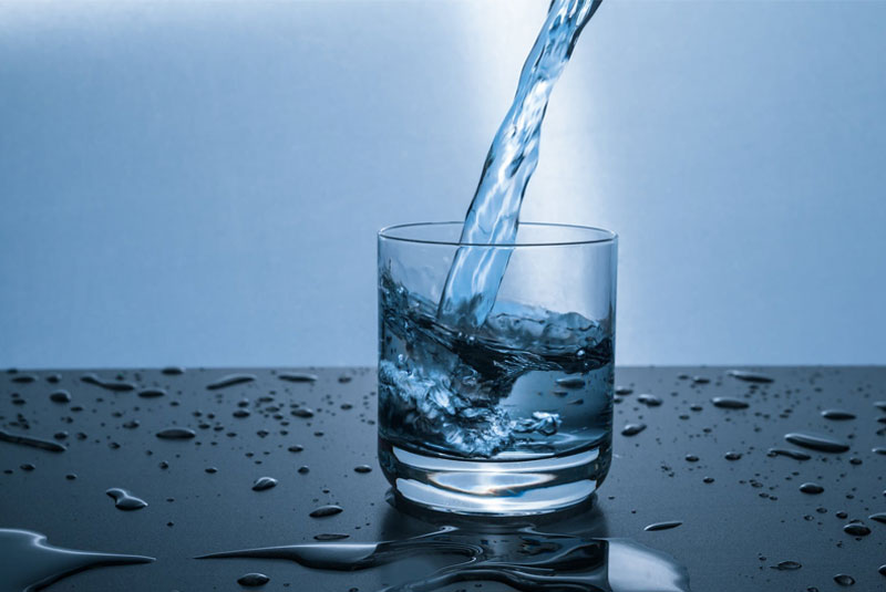 Cơ thể bạn sẽ như thế nào khi uống một cốc nước vào buổi sáng?