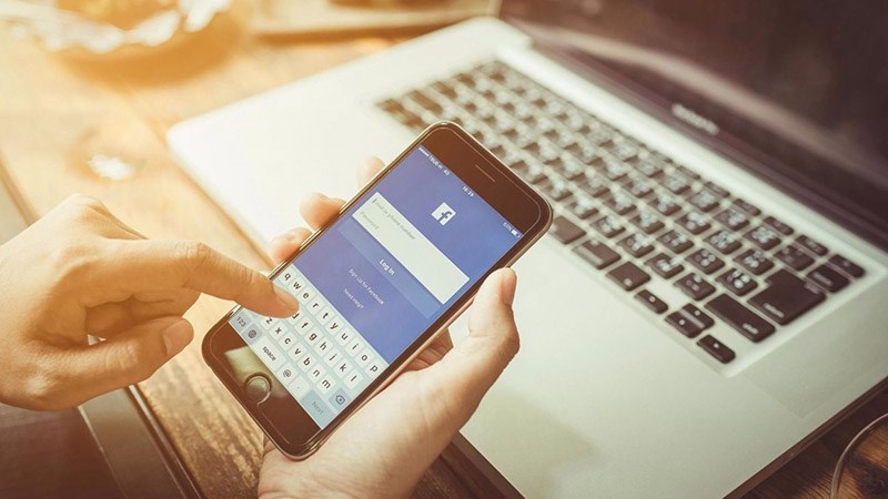 Facebook hiện đang bị nhiều nước phương Tây chỉ trích