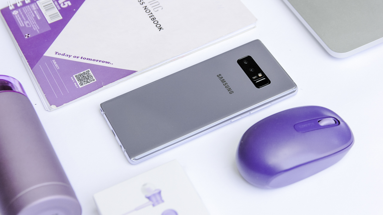 Trên tay Galaxy Note 8 Orchid Gray Trên tay Galaxy Note 8 Orchid Gray