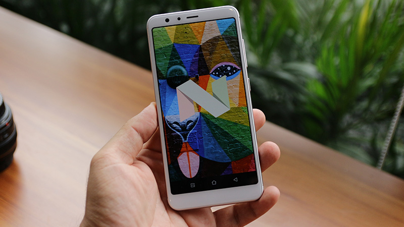 TOP 5 smartphone màn hình tràn viền đáng sắm, giá chỉ từ 4.99 triệu - ảnh 3 TOP 5 smartphone màn hình tràn viền đáng sắm, giá chỉ từ 4.99 triệu - ảnh 3