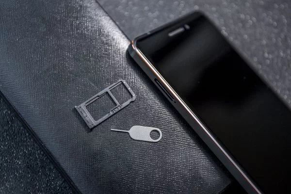 Hình ảnh trên tay Nokia 6 (2018) mới nhất: Cứng cáp và sang trọng - ảnh 5 Hình ảnh trên tay Nokia 6 (2018) mới nhất: Cứng cáp và sang trọng - ảnh 5
