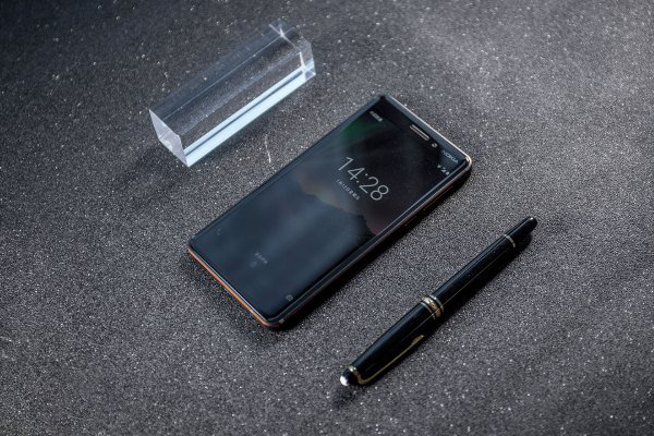 Hình ảnh trên tay Nokia 6 (2018) mới nhất: Cứng cáp và sang trọng - ảnh 2 Hình ảnh trên tay Nokia 6 (2018) mới nhất: Cứng cáp và sang trọng - ảnh 2