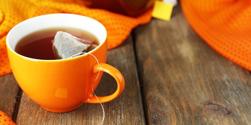 Nên bảo quản trà ở nơi thoáng mát tránh bị ẩm mốc.