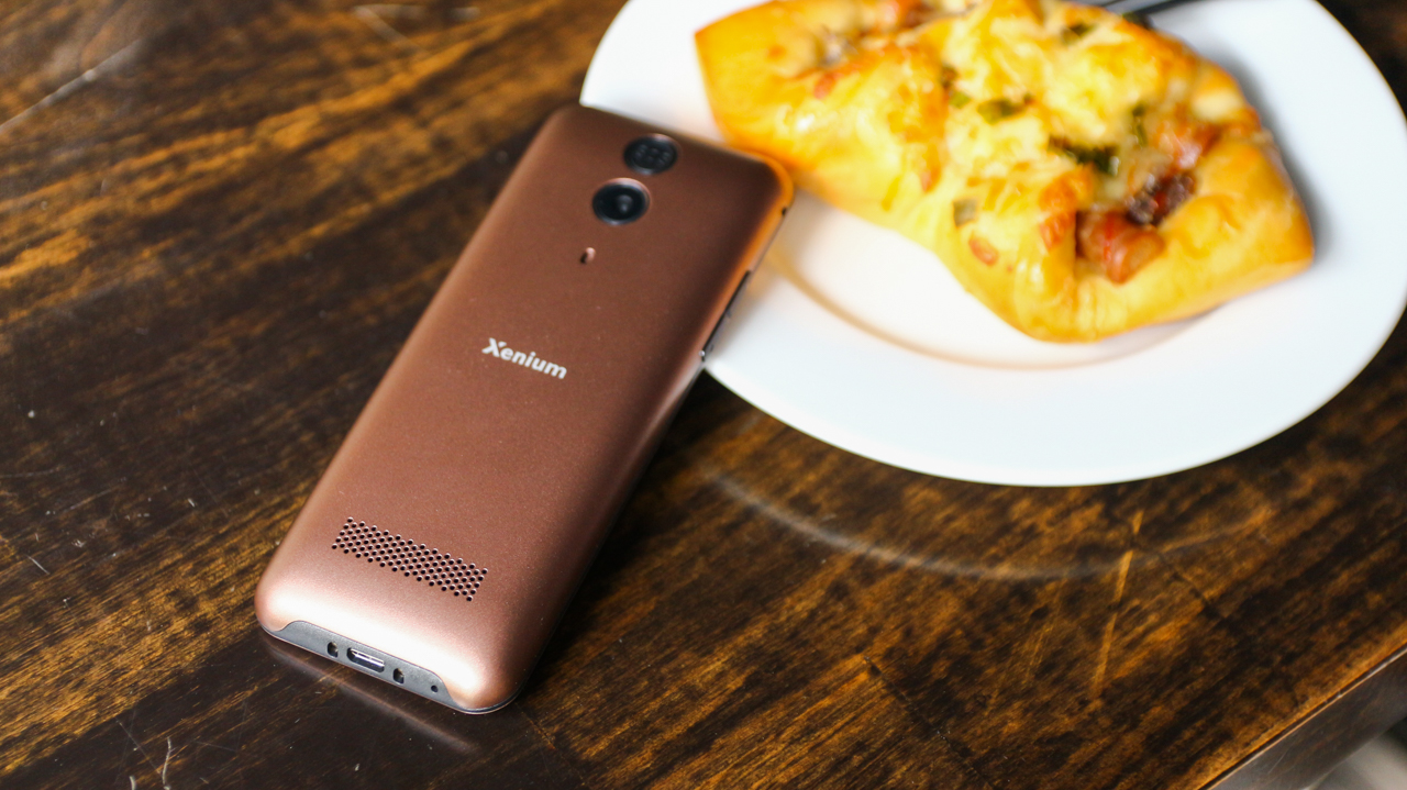 Trên tay Philips S331