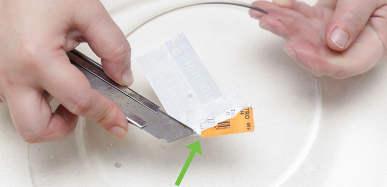 “Bỏ túi” 4 mẹo tẩy sạch vết bẩn cứng đầu và nhãn mác trên ly, cốc thủy tinh “Bỏ túi” 4 mẹo tẩy sạch vết bẩn cứng đầu và nhãn mác trên ly, cốc thủy tinh