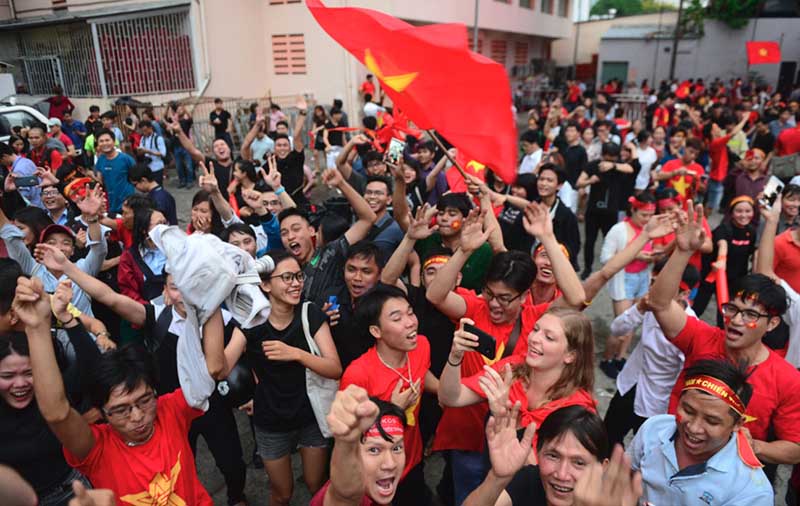 Thanh niên Thanh niên