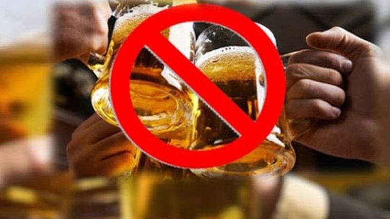 Không uống rượu bia sẽ giúp giảm bị trào ngược dạ dày