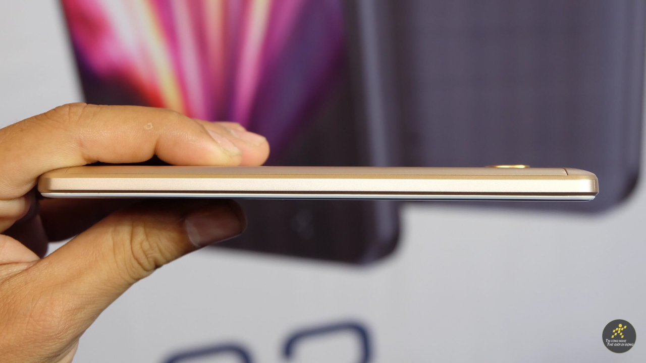 Trên tay Asanzo S2 Trên tay Asanzo S2