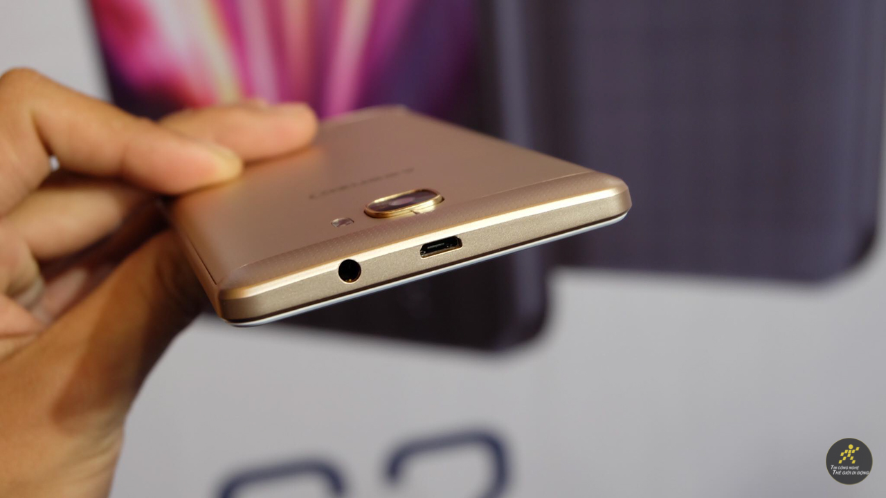 Trên tay Asanzo S2 Trên tay Asanzo S2