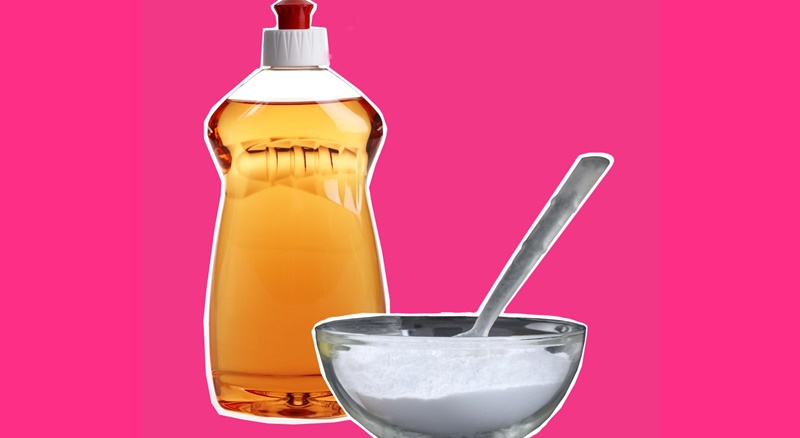 Nước rửa chén và baking soda