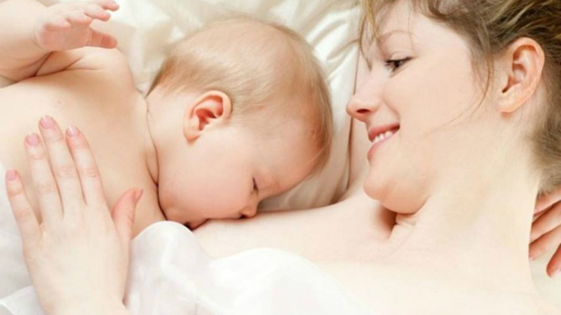 Cho trẻ uống bao nhiêu nước một ngày là đủ Cho trẻ uống bao nhiêu nước một ngày là đủ