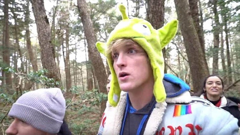 logan-paul tại rừng Aokigahara