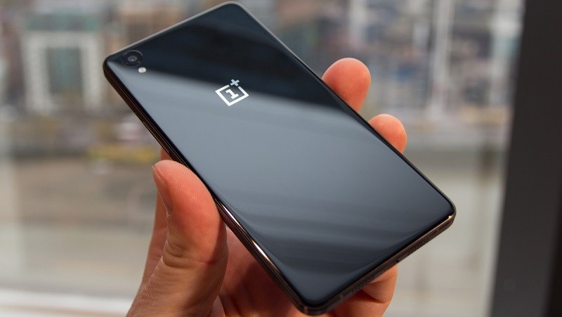 Tin đồn: OnePlus X2 dùng chip Snapdragon 835 chuẩn bị trình làng Tin đồn: OnePlus X2 dùng chip Snapdragon 835 chuẩn bị trình làng