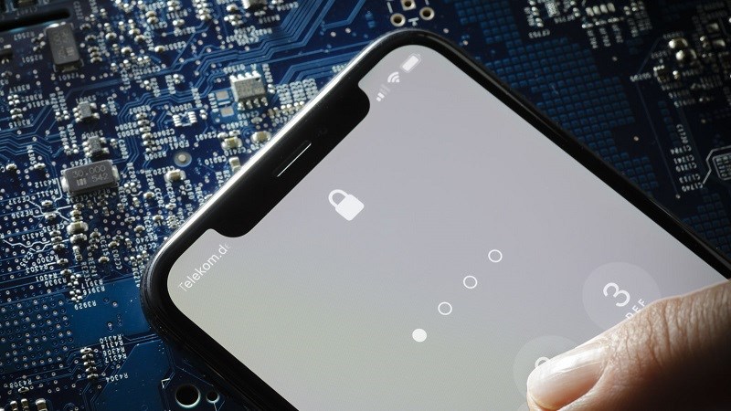 Mã nguồn iOS bị lộ ra ngoài, trở thành miếng mồi ngon cho hacker Mã nguồn iOS bị lộ ra ngoài, trở thành miếng mồi ngon cho hacker
