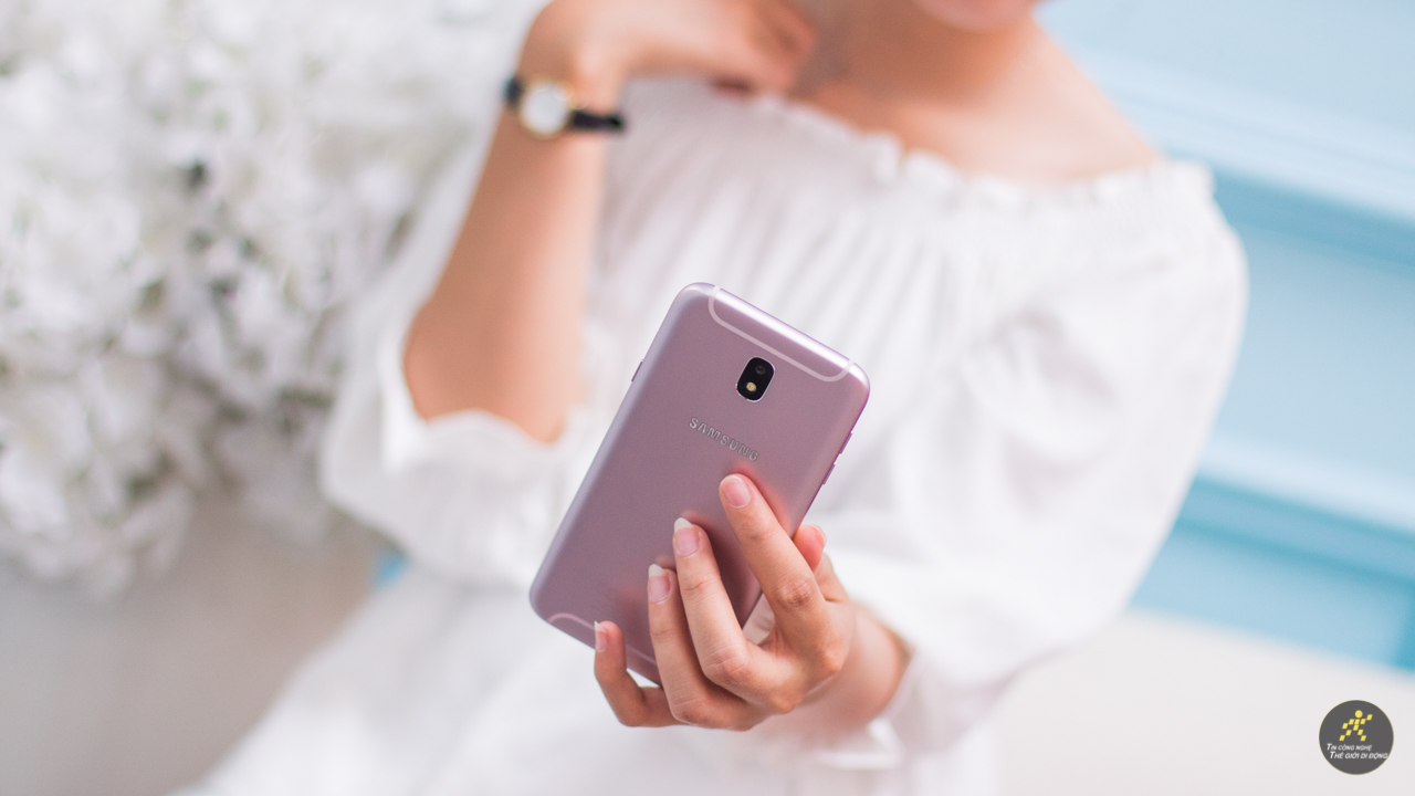 Galaxy J7 Pro hồng