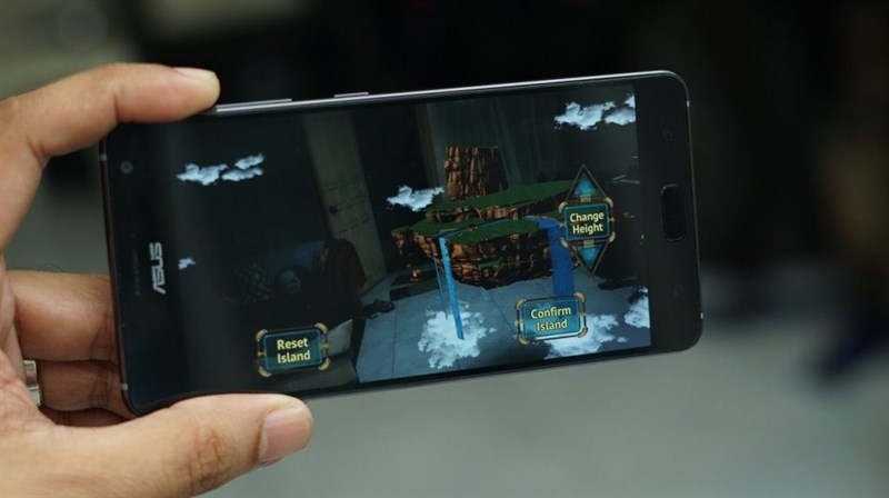 Asus sẽ ra mắt smartphone chuyên dụng cho game thủ tại MWC 2018 Asus sẽ ra mắt smartphone chuyên dụng cho game thủ tại MWC 2018