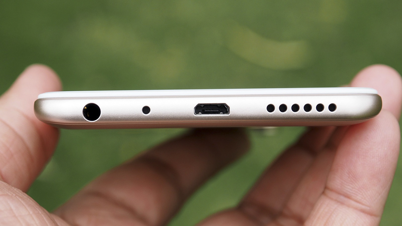 Trên tay Xiaomi Redmi Note 5 Pro Trên tay Xiaomi Redmi Note 5 Pro