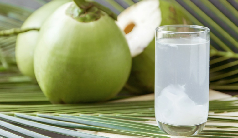 Thực hư nước dừa chữa mất ngủ?
