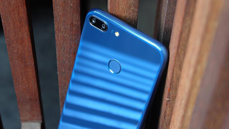 Honor 9 Lite Honor 9 Lite