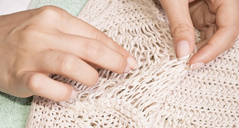 Tips for dealing with lint on sweaters