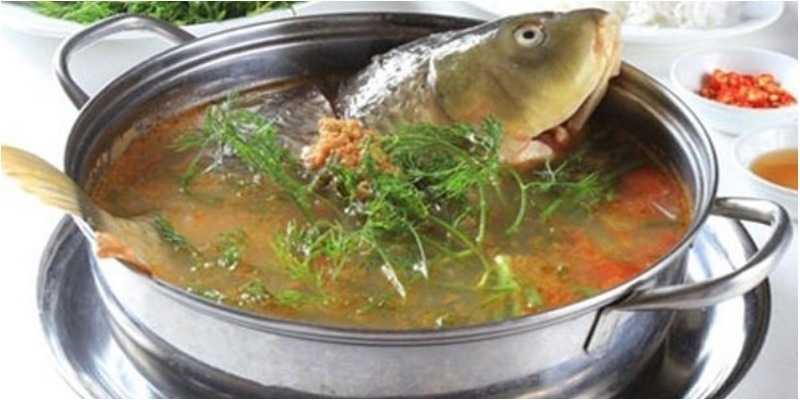 Nấu canh cá với các thực phẩm có vị chua